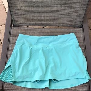 Lululemon tennis skirt size 10